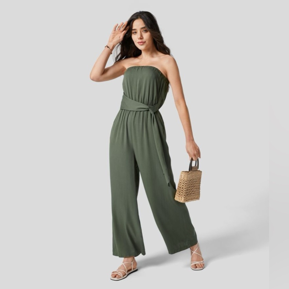 Halara Tube Backless Plicated Belted Side Pocket Wide Leg Resort Jumpsuit | NEW!